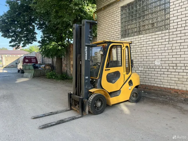 Komatsu FD25C-17 фото 2